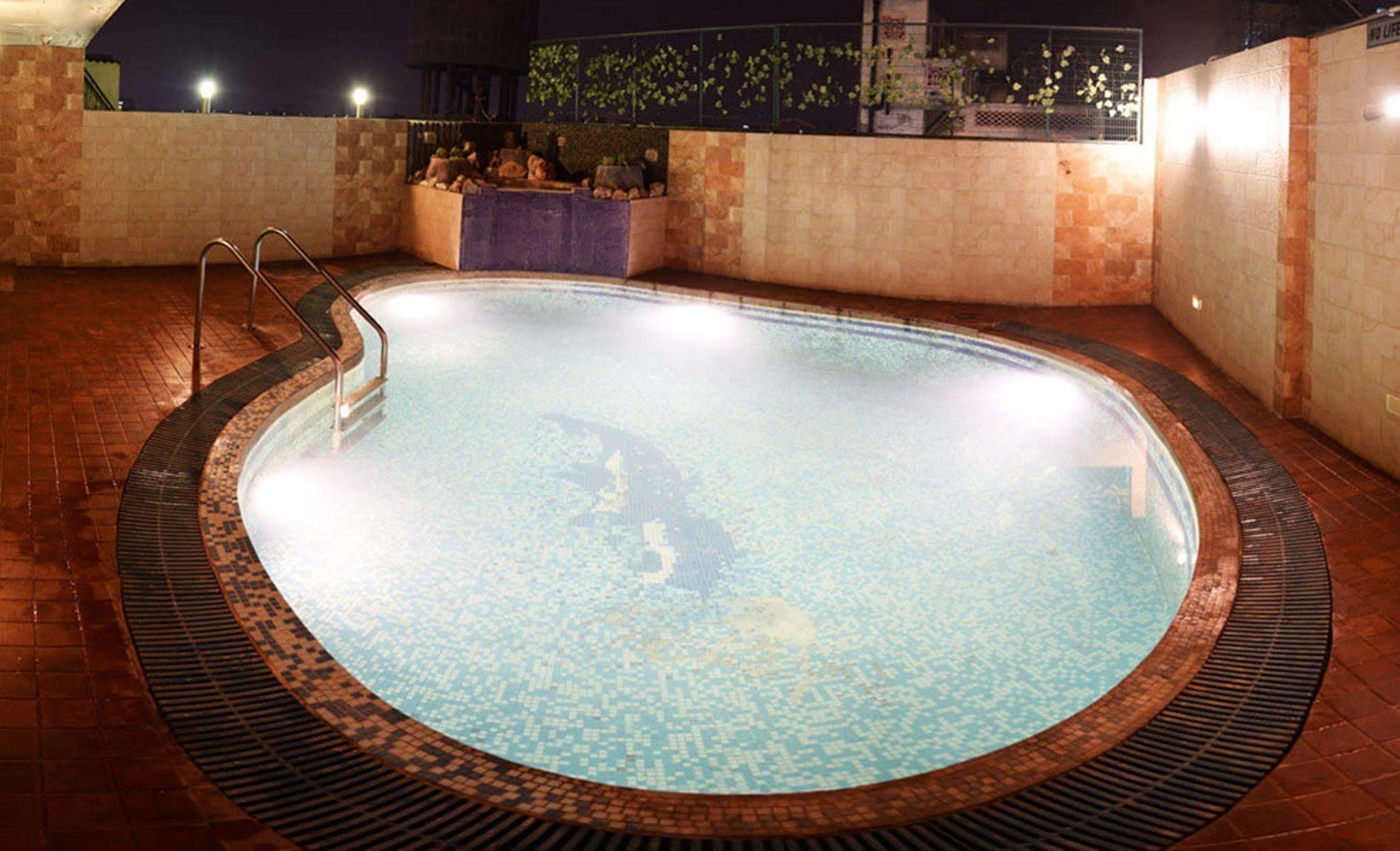 Hotel Prems Paradise Amritsar Exterior photo
